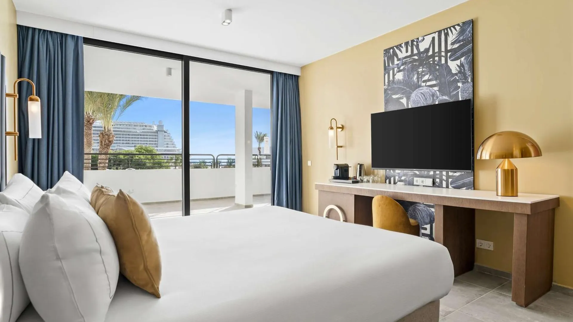 The Rif At Mangrove Beach Corendon All-Inclusive, Curio Willemstad