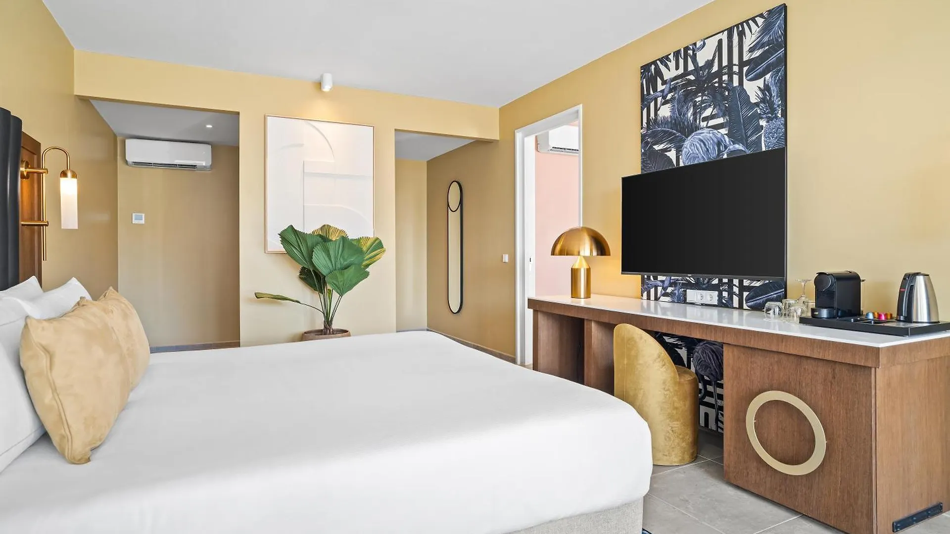Resort The Rif At Mangrove Beach Corendon Curacao All-Inclusive, Curio By Hilton Willemstad